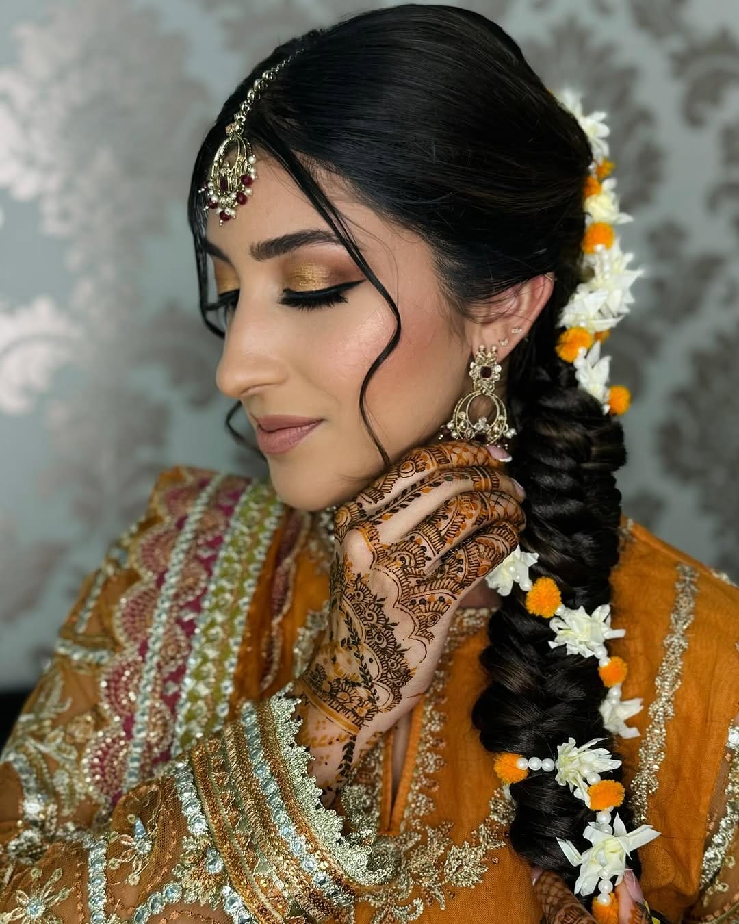 Post 9 by 𝐖𝐀𝐅𝐀 MAKEUP STUDIO -  Sydney Makeup Artist on Instagram (carousel)
