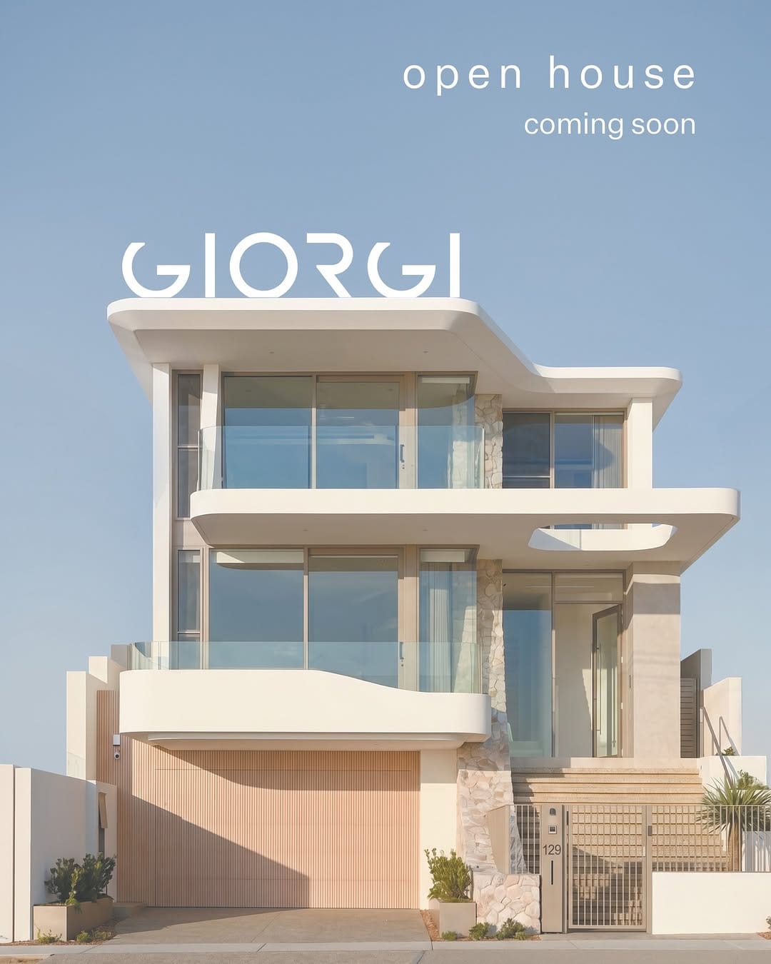 Post 8 by G I O R G I on Instagram (image)
