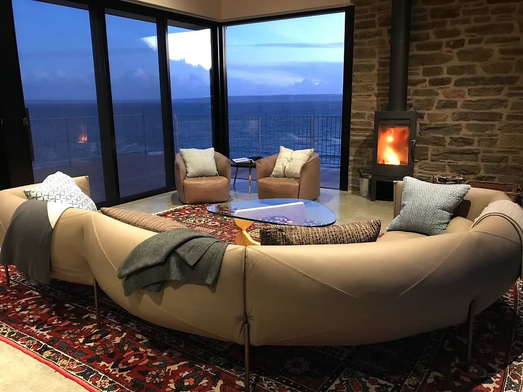 Post 6 by Naiko Retreat on Instagram (image)