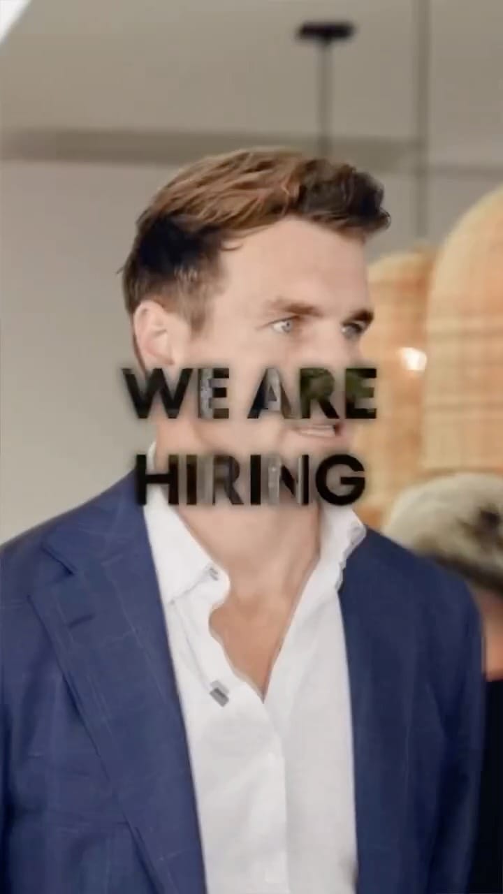 Post 4 by ED  C H E R R Y on Instagram (video)