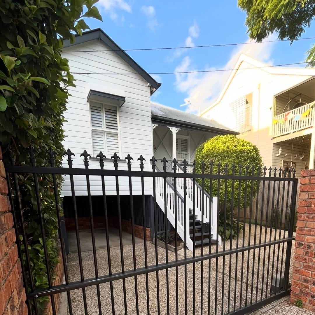 Post 2 by LAUREN MOORE PROPERTY on Instagram (image)