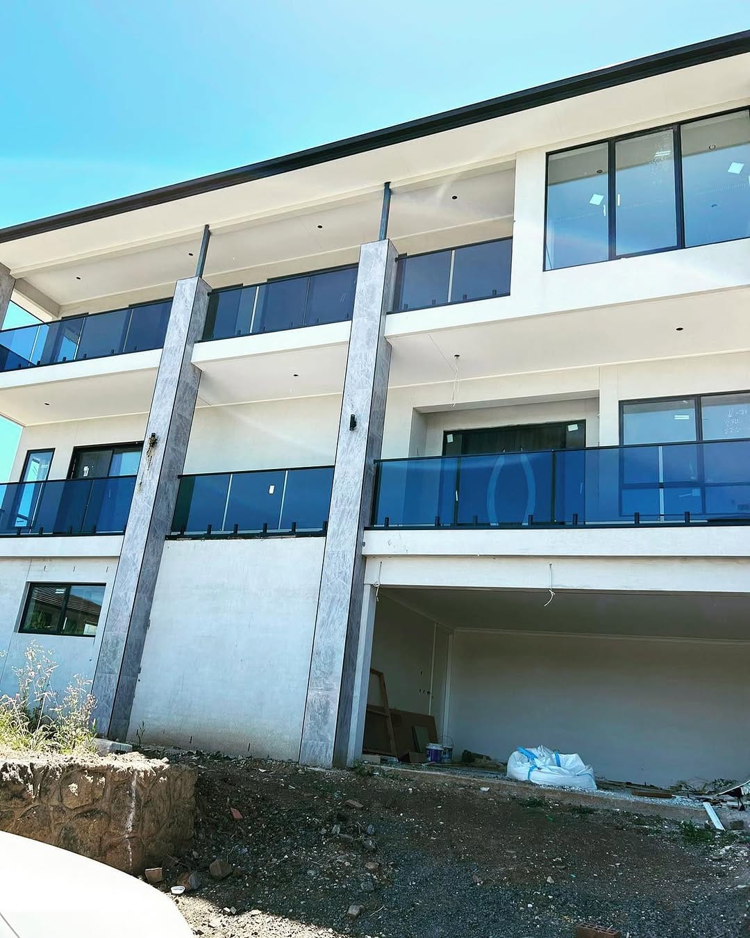 Post 1 by Melbourne builders on Instagram (image)