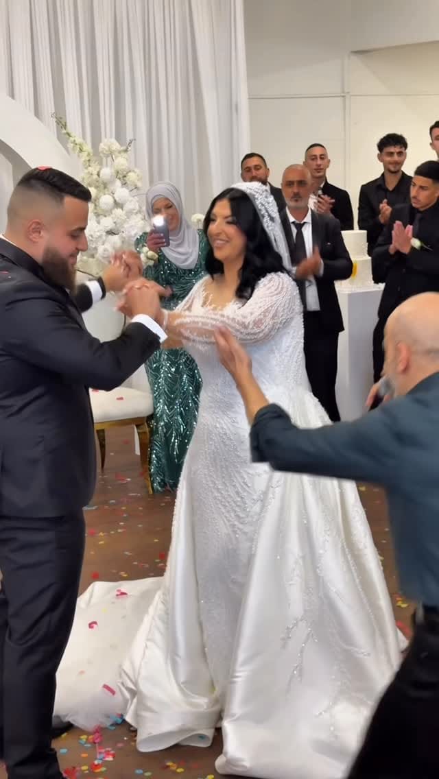 Post 4 by Wedding Formal Dresses Melbourne on Instagram (video)
