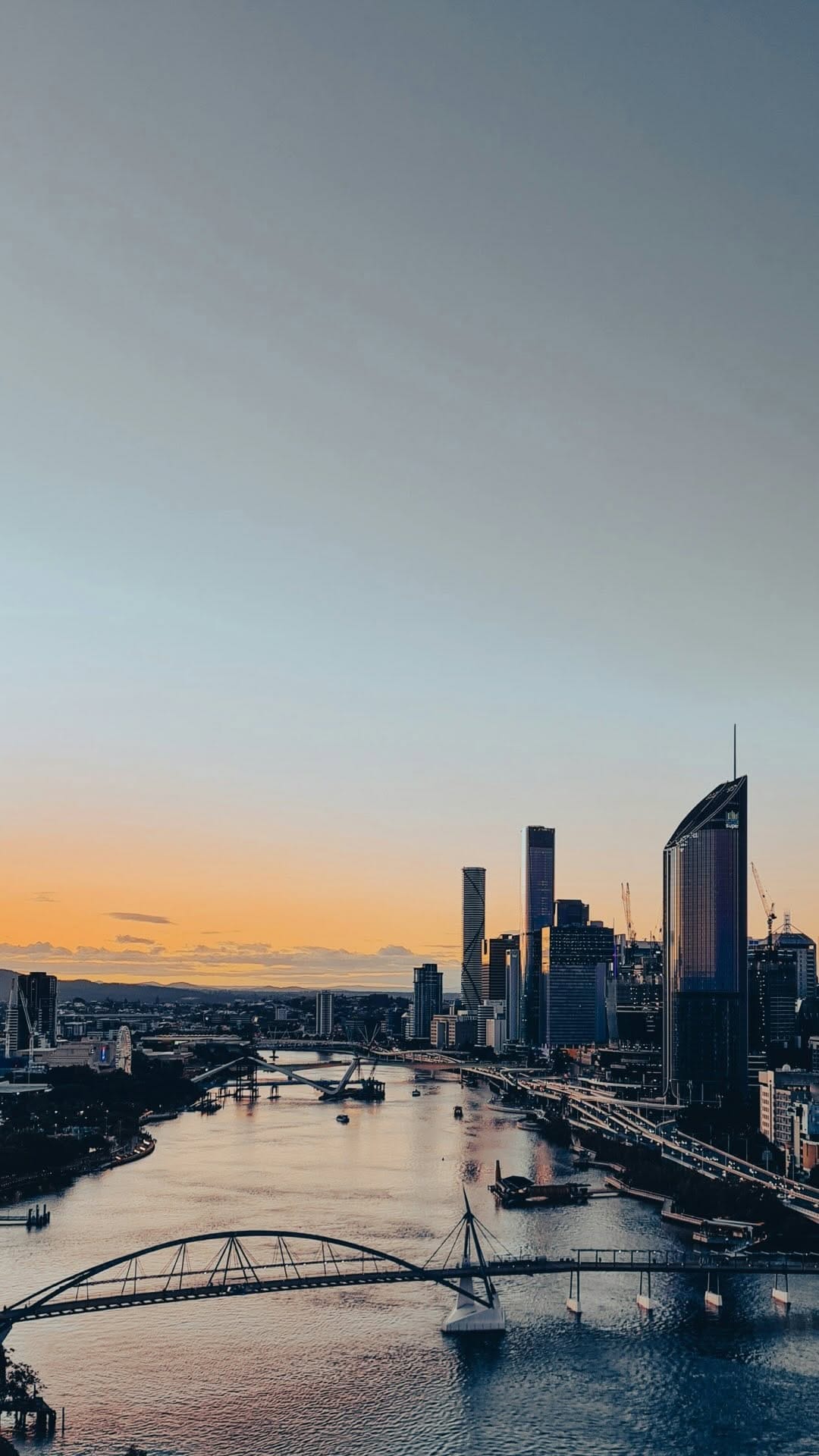 Post 1 by Simon Caulfield on Instagram (video)