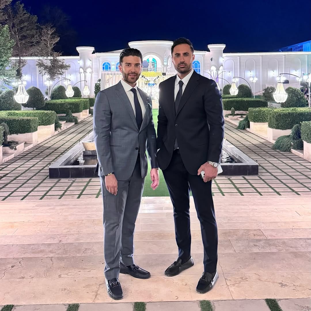 Post 6 by Arash Tahami on Instagram (carousel)