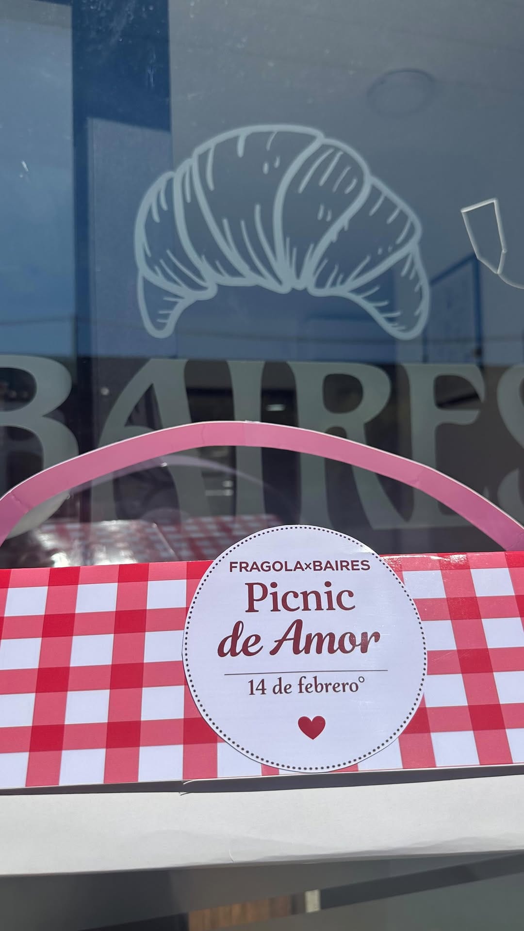 Post 1 by BAIRES Almacén de Sabores Argentinos, Panadería y Pastelería on Instagram (video)