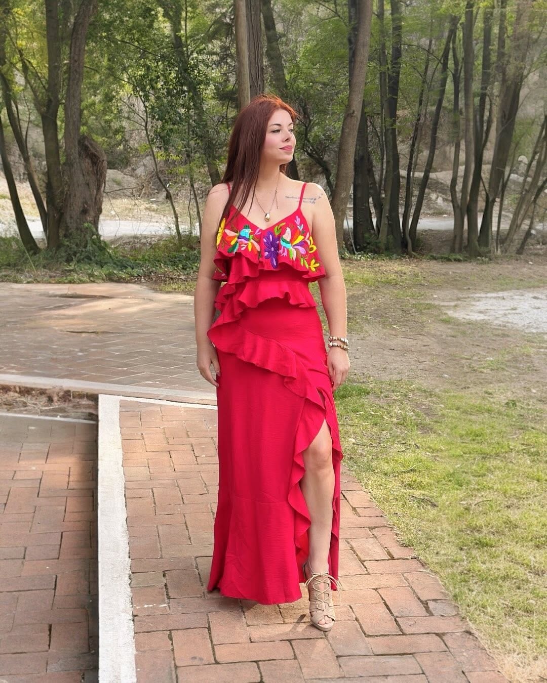 Post 10 by Ropa Mexicana l Bordado Artesanal on Instagram (carousel)