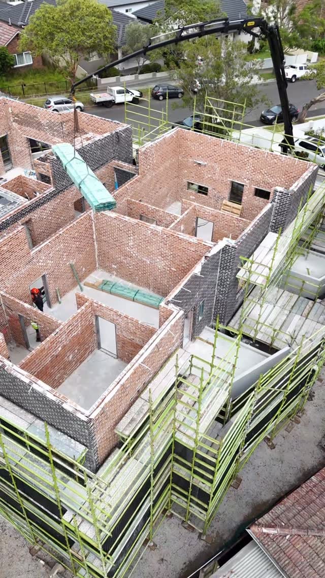 Post 3 by ARIA CARPENTRY & CONSTRUCTION on Instagram (video)