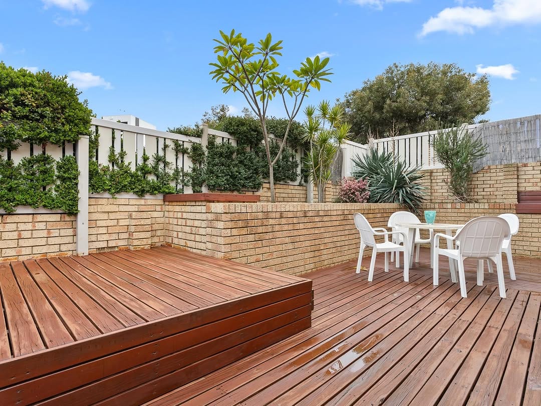 Post 8 by Perth Property People on Instagram (carousel)