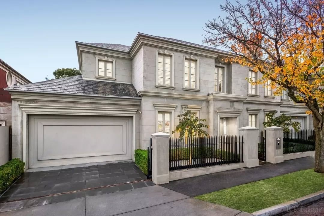 Post 3 by RT Edgar | Luxury Real Estate | Melbourne & Victoria on Instagram (carousel)