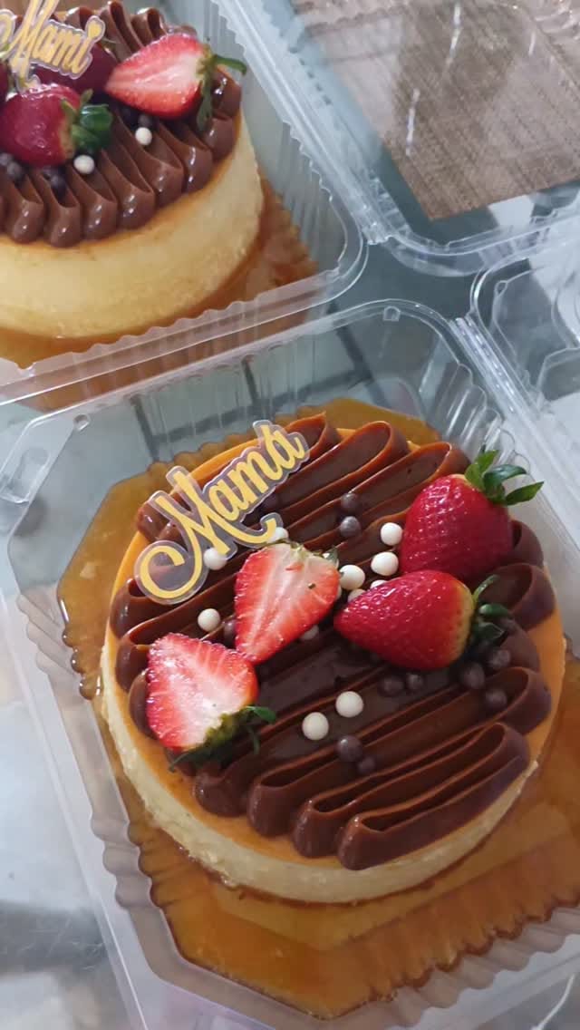 Post 1 by Quesillos Victoria on Instagram (video)