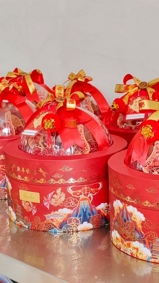 Post 7 by Hampers Imlek Bali on Instagram (video)