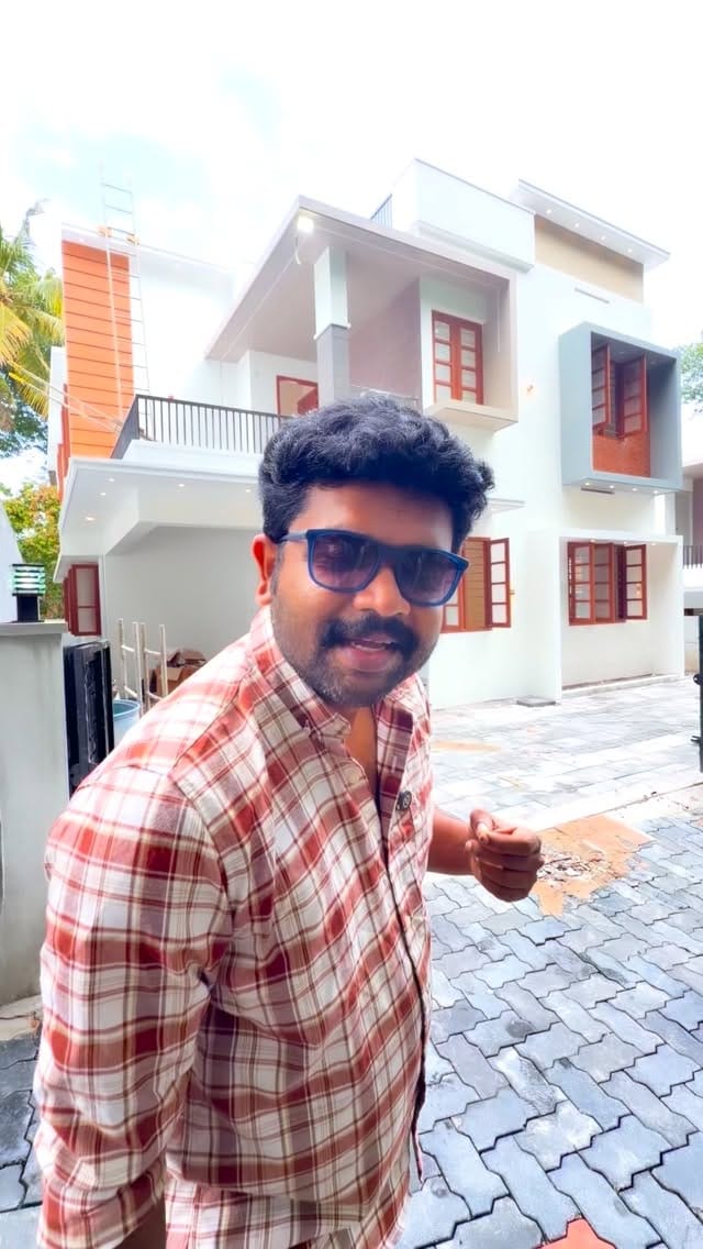 Post 7 by Nithin P S | Planet Seller on Instagram (video)