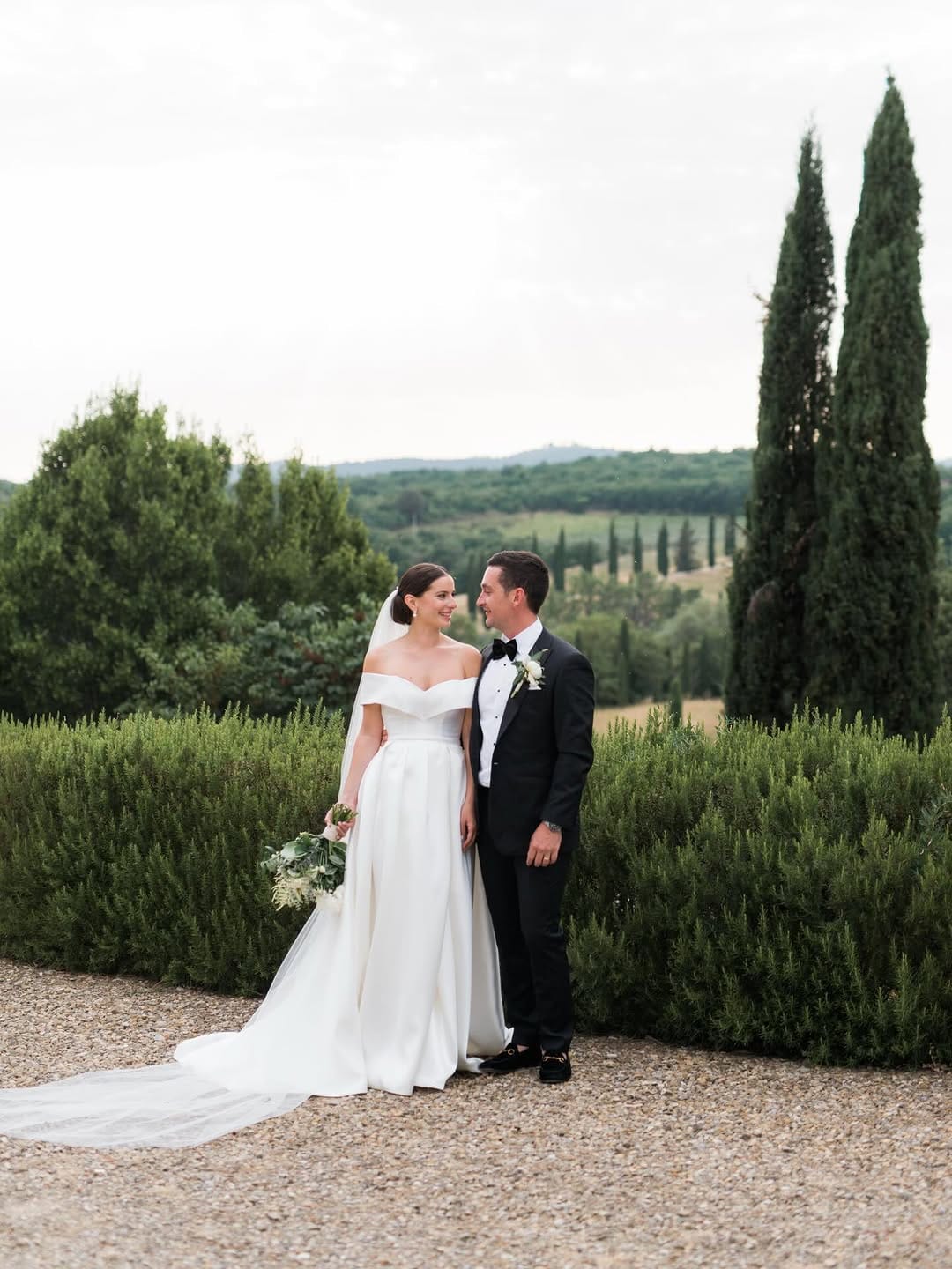 Post 7 by Jenna Fahey - White | Wedding Photographer on Instagram (carousel)