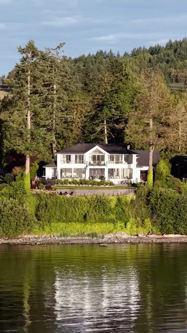 Post 6 by Jason Binab Personal Real Estate Corporation - The Agency on Instagram (video)