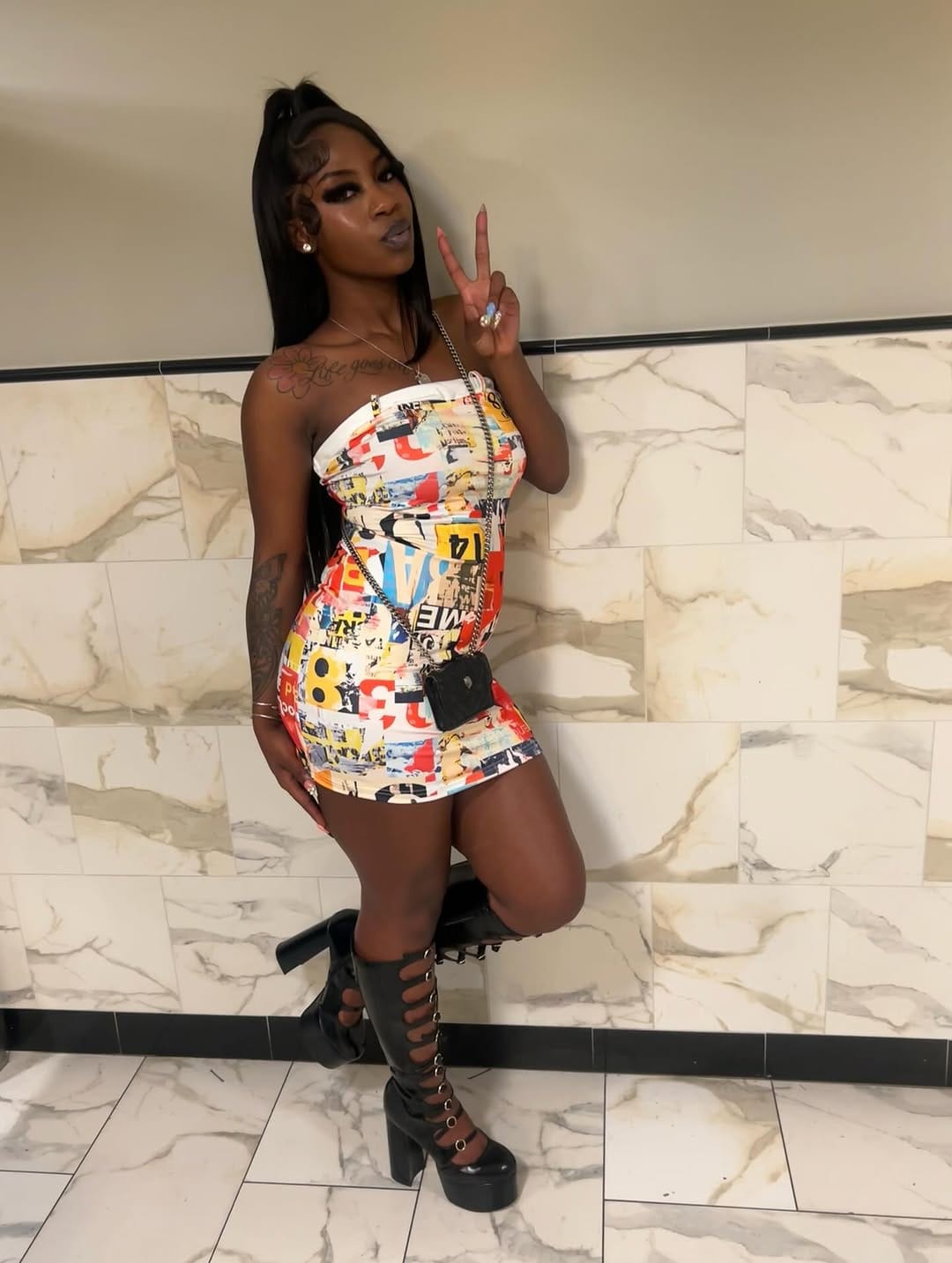 Post 4 by CHARLOTTE HAIRSTYLIST✨WIGS ON HAND📲 on Instagram (carousel)