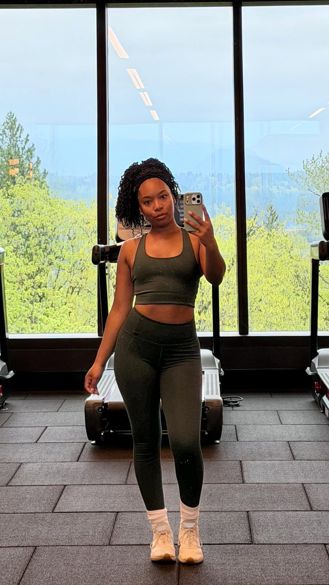 Post 10 by Kamina Flemming on Instagram (video)