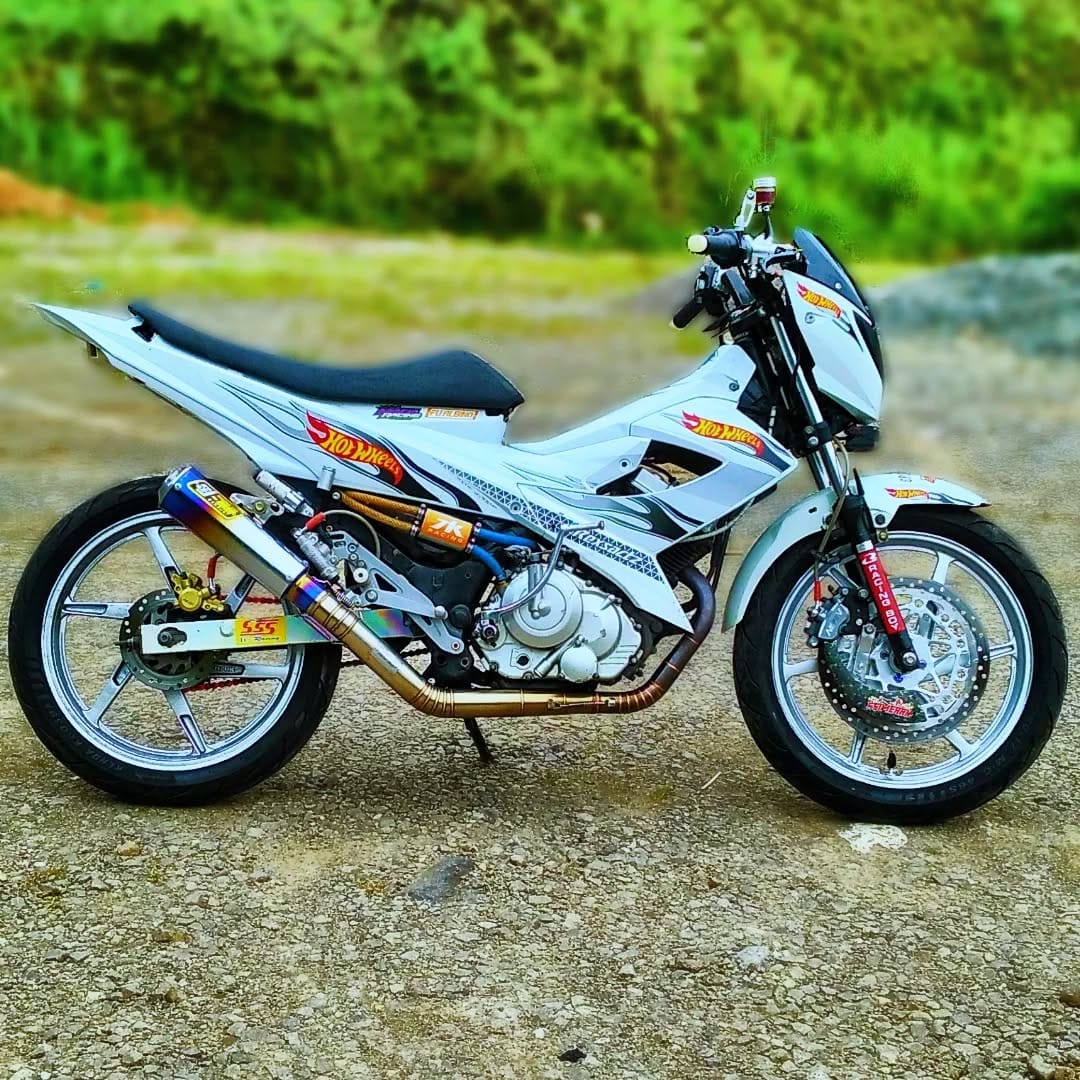 Post 8 by Striping Satria F & Sonic 150r on Instagram (carousel)