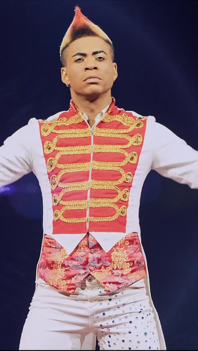 Post 9 by Silvers Circus on Instagram (video)
