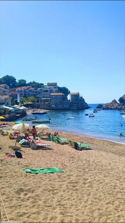 Post 5 by Apartmani Blue Horizon Przno on Instagram (video)