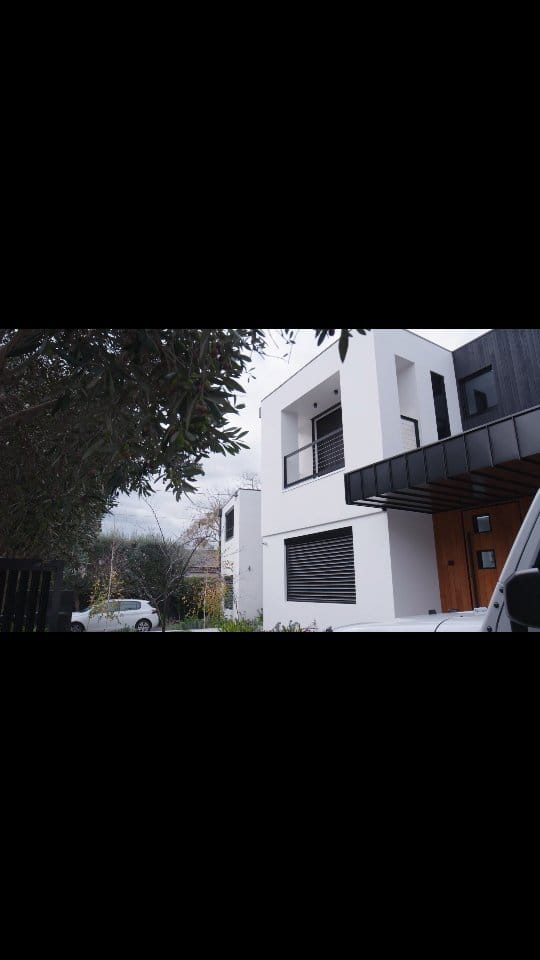 Post 7 by Rendering Melbourne on Instagram (video)
