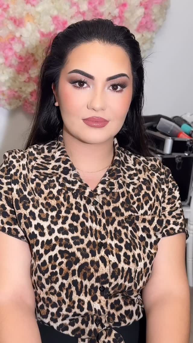 Post 7 by Eminemakeuphair on Instagram (video)