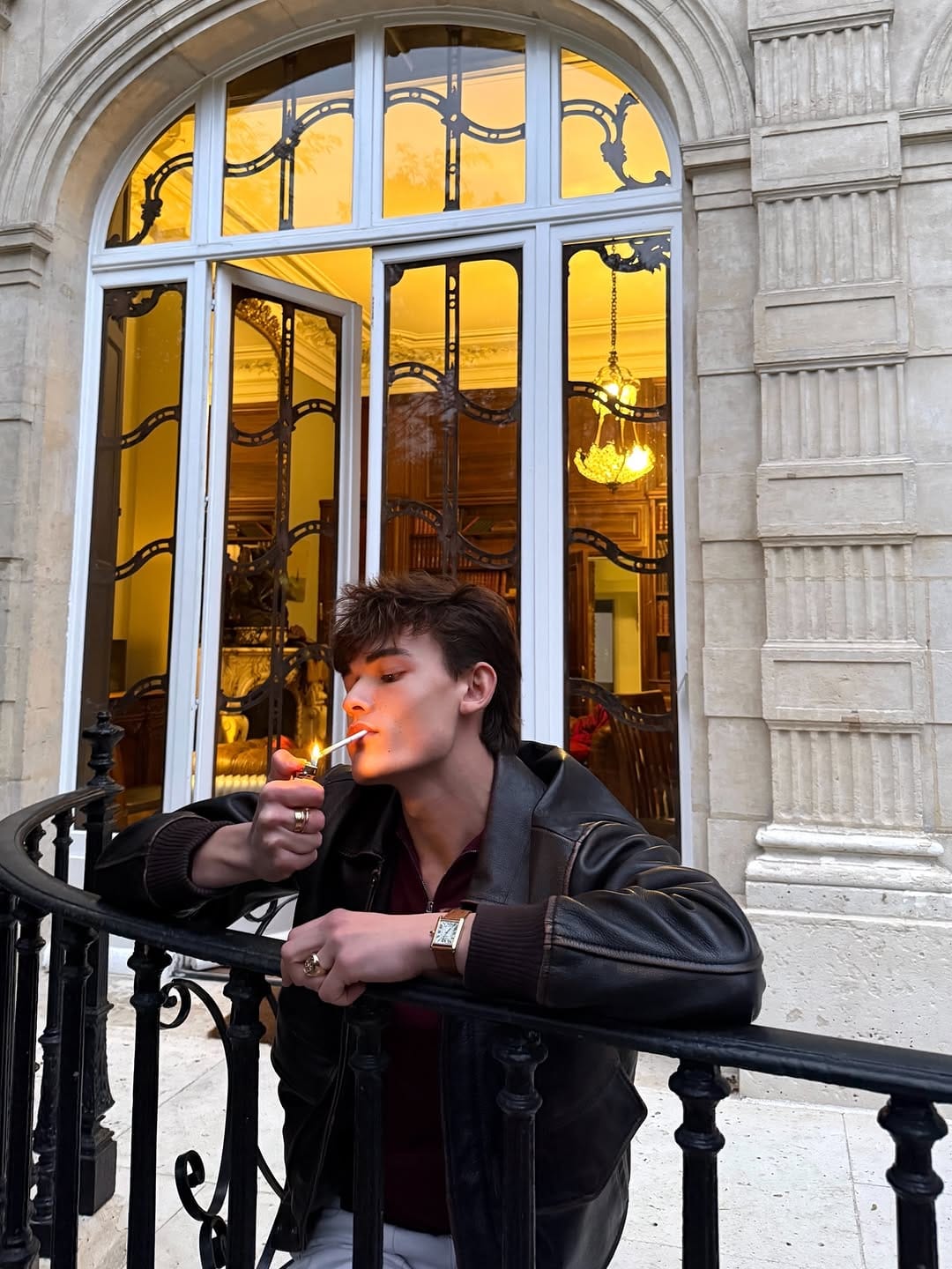 Post 6 by Winston Sterling Verdult on Instagram (carousel)