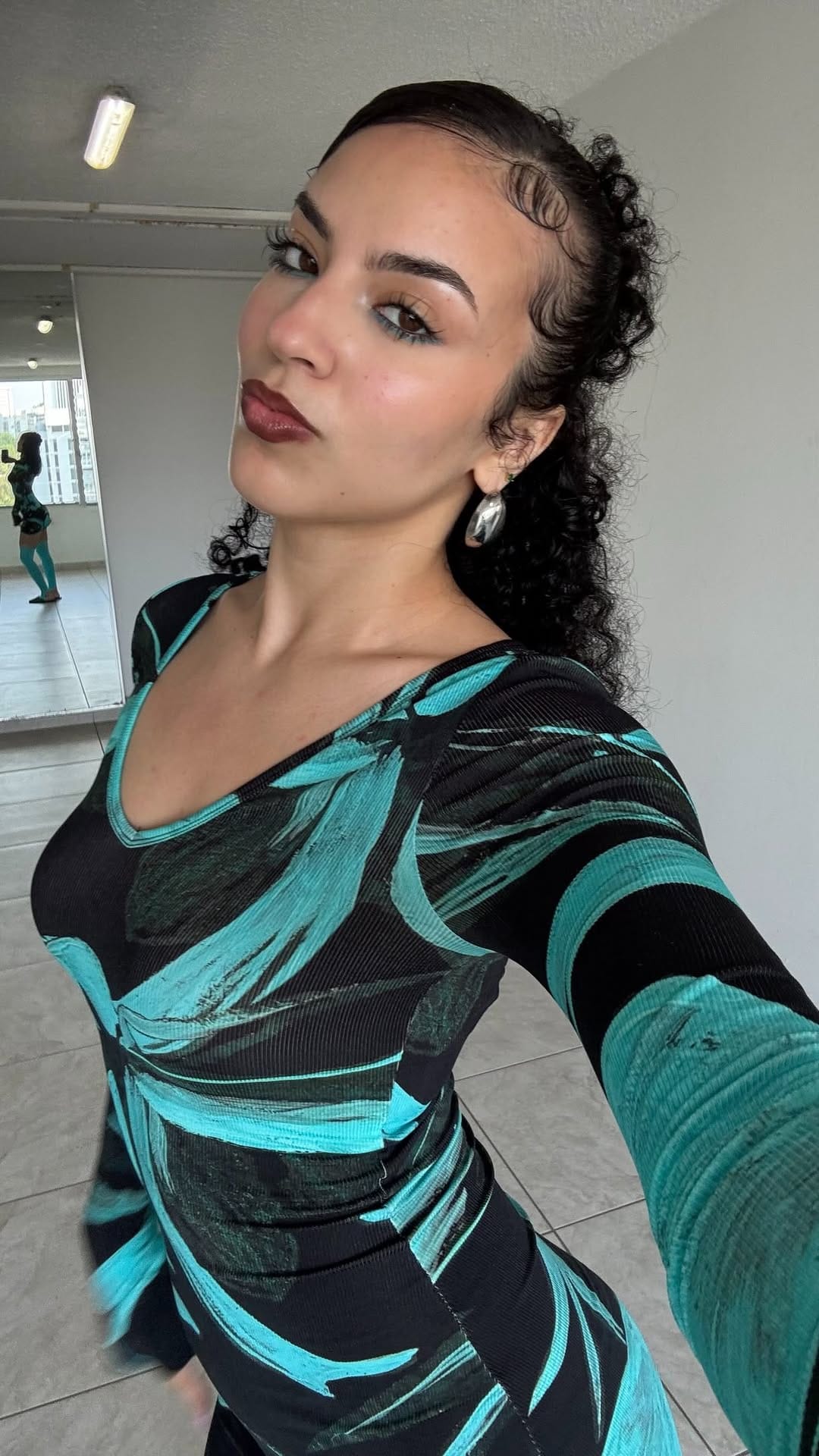 Post 1 by zina louhaichy on Instagram (video)