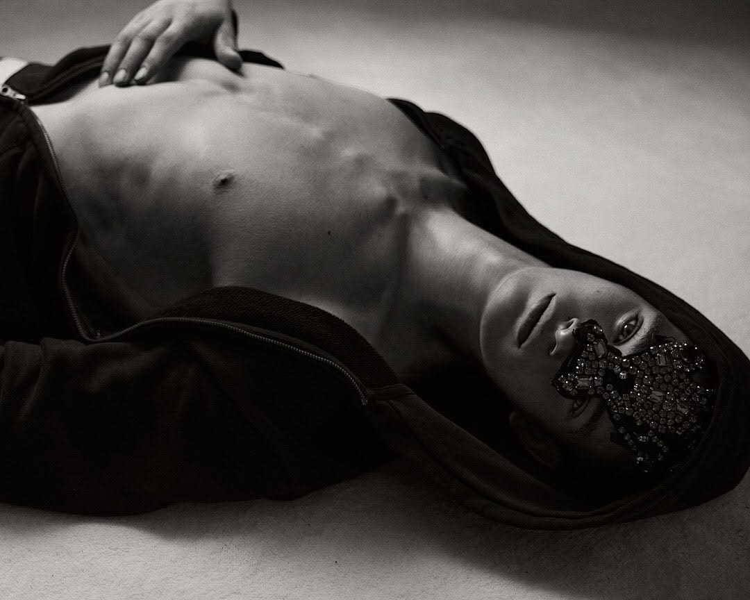 Post 5 by OSCAR OUK on Instagram (image)
