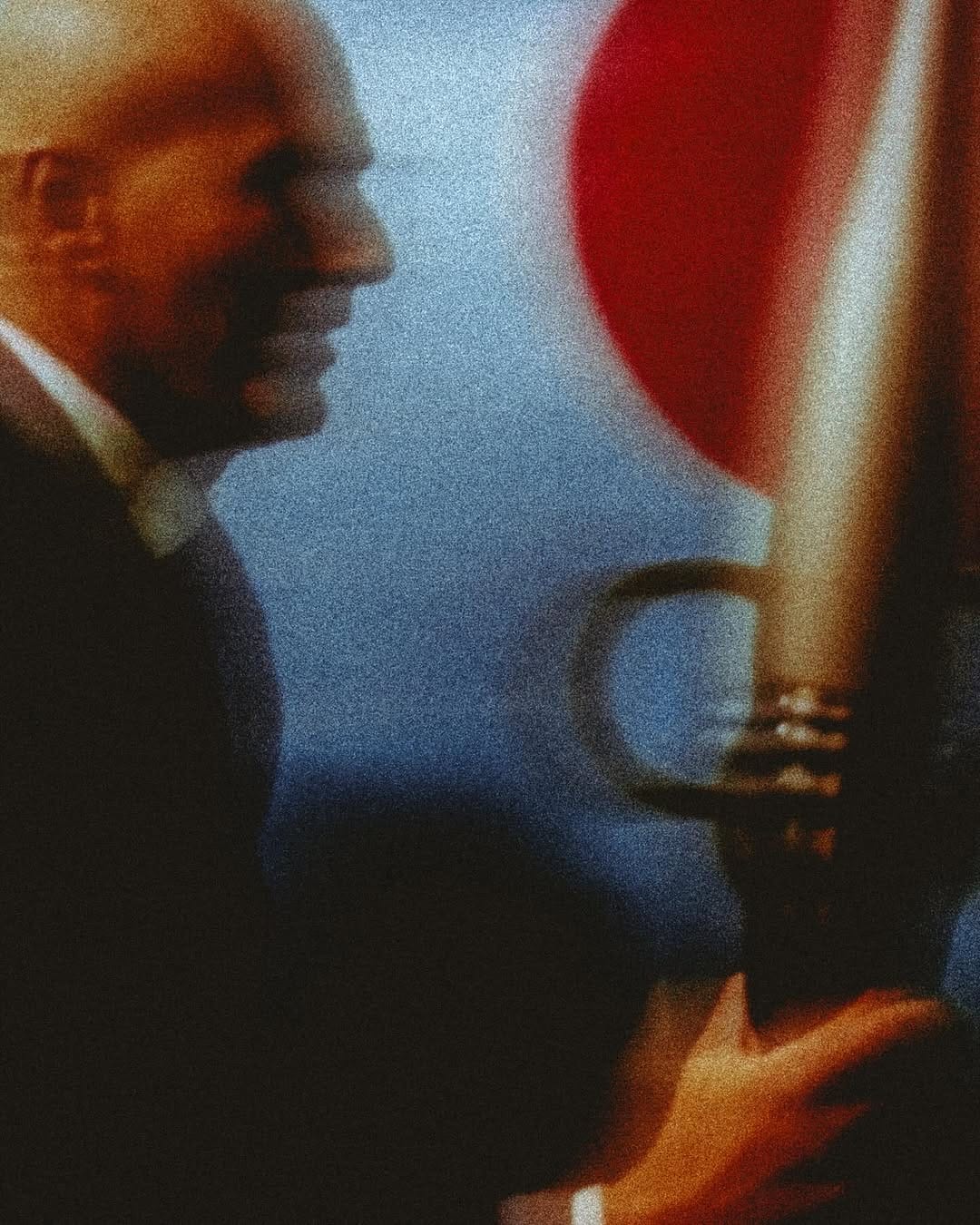 Post 7 by Théophile Baye on Instagram (carousel)