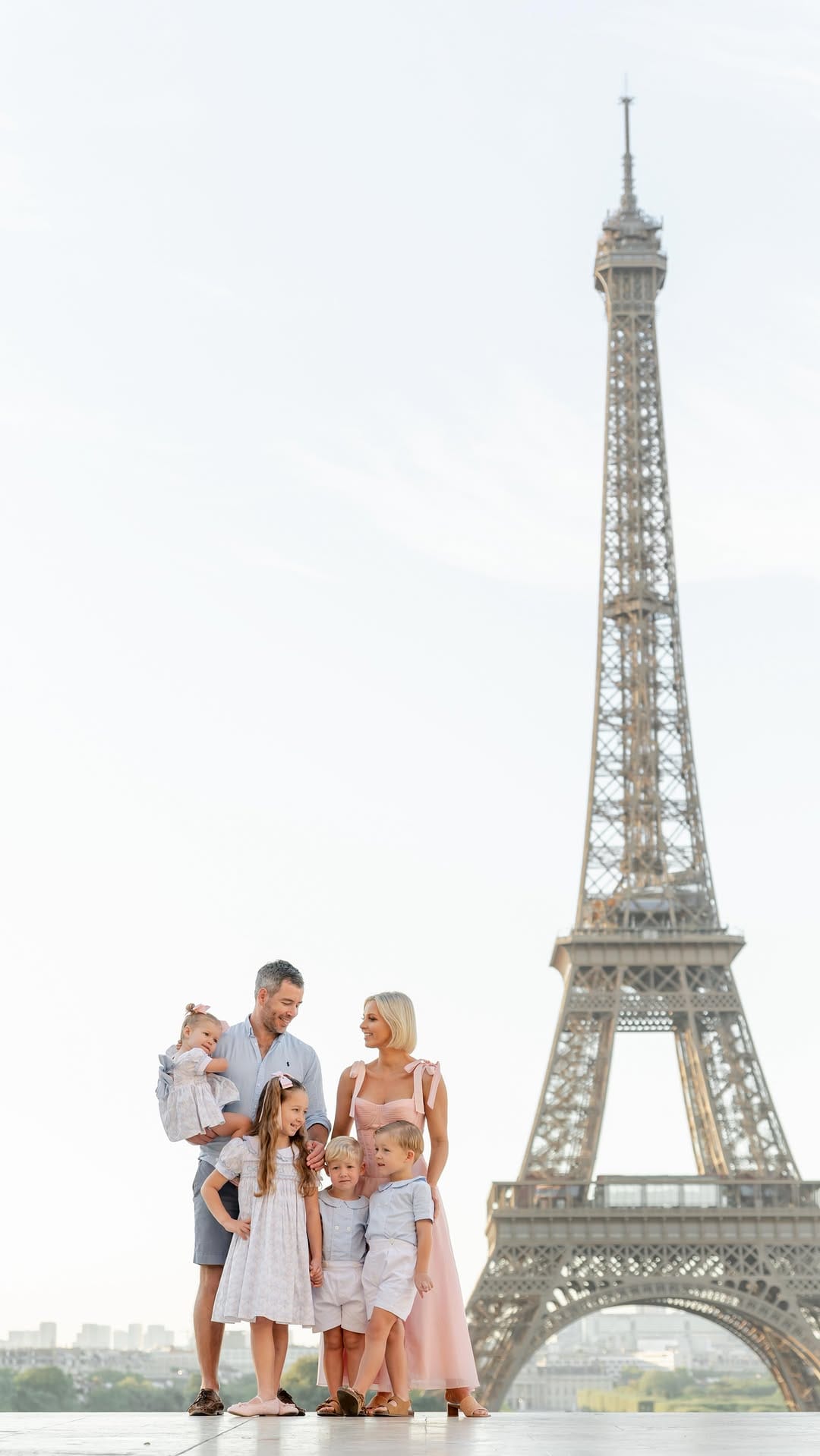 Post 10 by The Parisian Photographers | Paris photoshoots on Instagram (video)