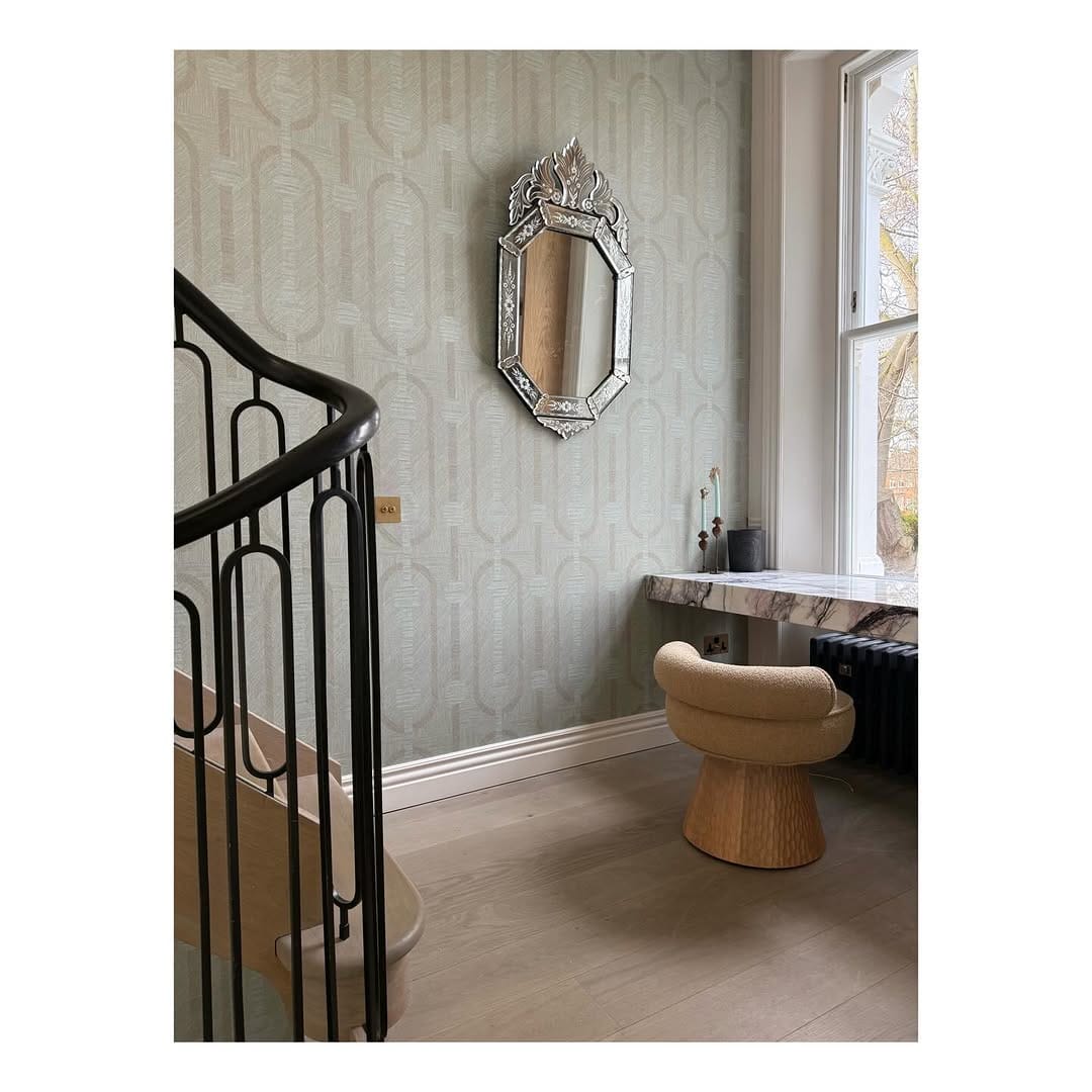 Post 1 by CHARLOTTE LILFORD on Instagram (image)