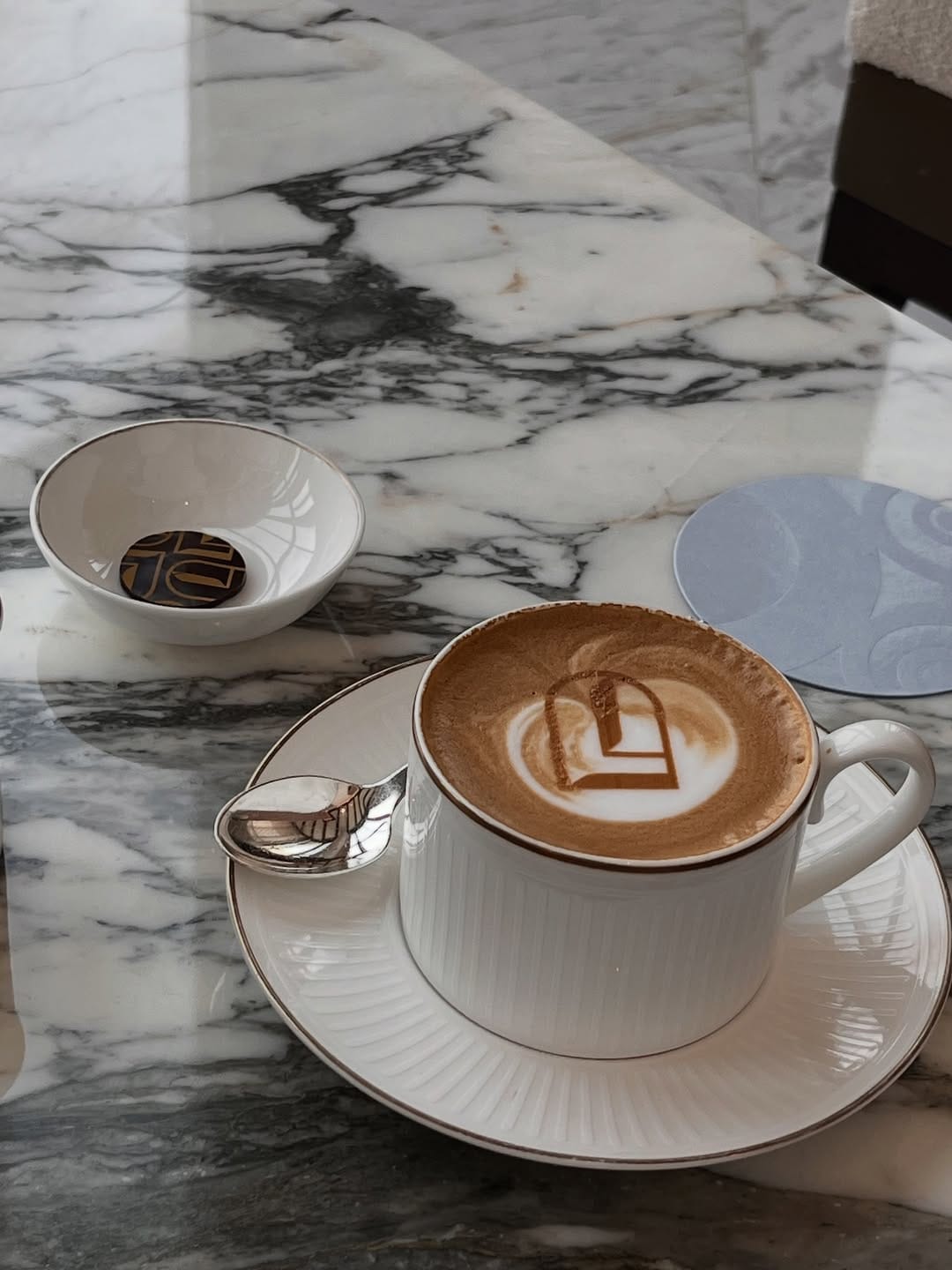 Post 8 by Himani Vasistha • Frankfurt/ Paris • Luxe Decoded on Instagram (carousel)