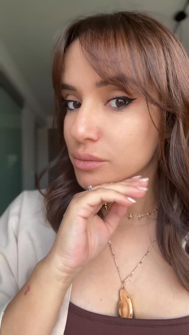 Post 2 by Letícia Canilho on Instagram (video)