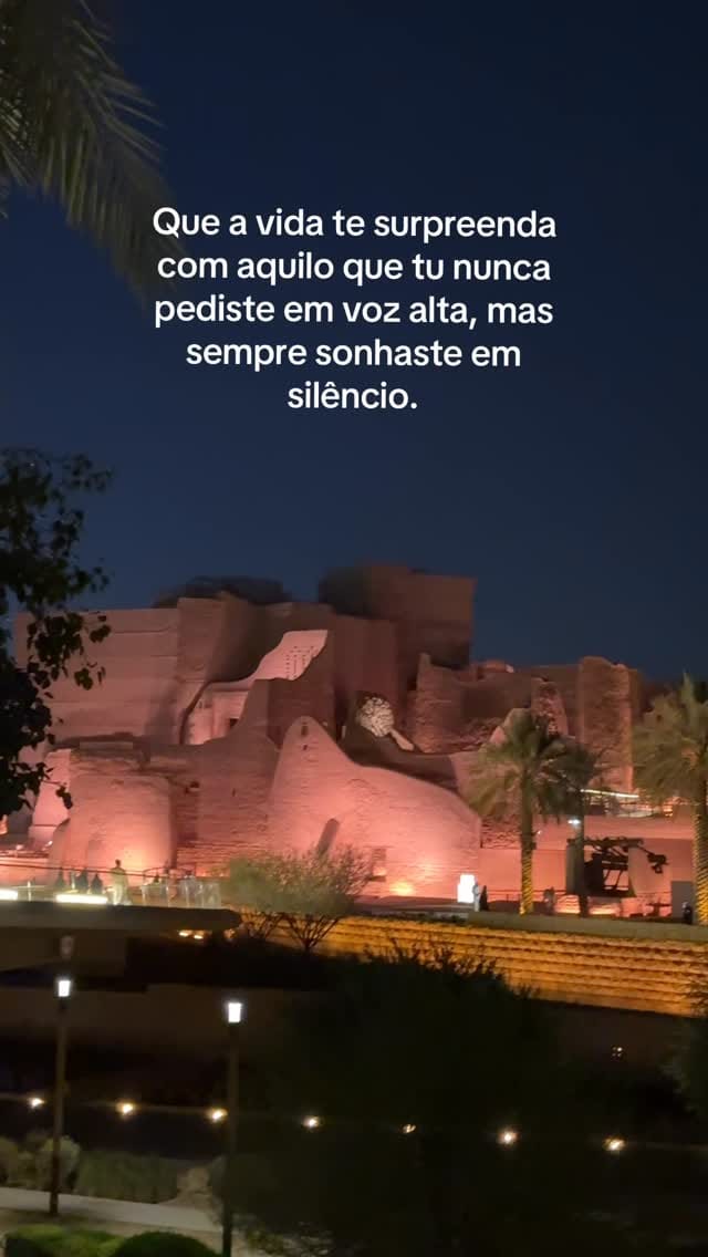 Post 7 by Letícia Canilho on Instagram (video)