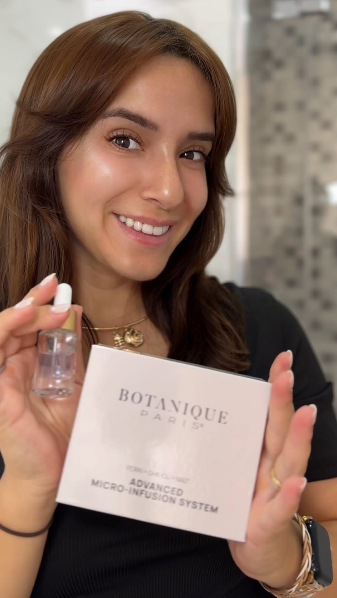 Post 6 by Letícia Canilho on Instagram (video)