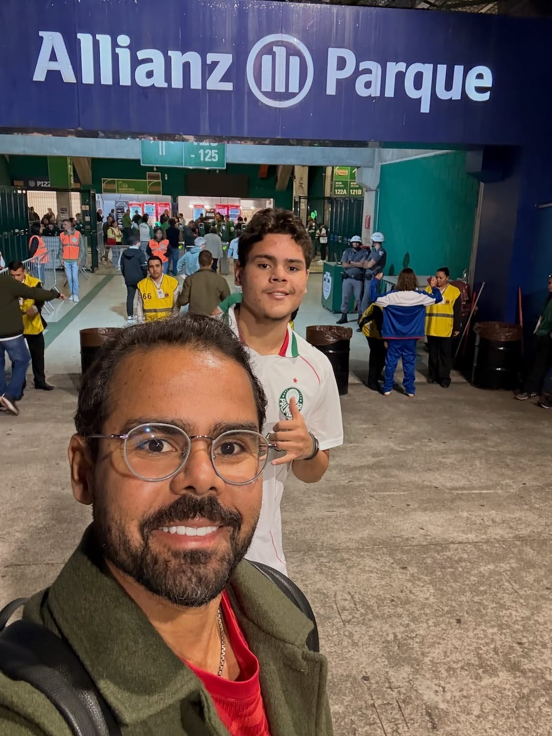 Post 6 by Romullo Dantas on Instagram (carousel)