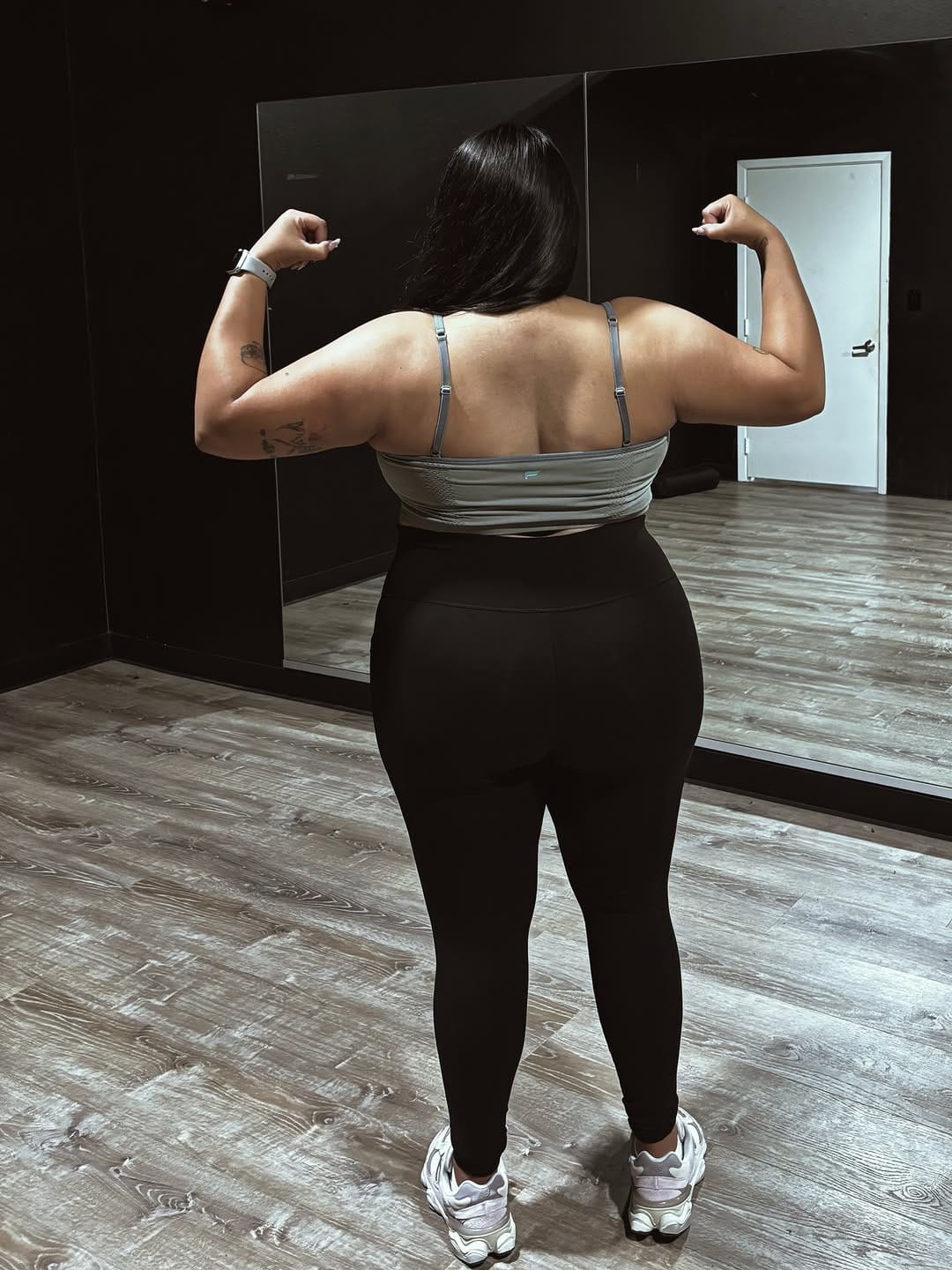 Post 5 by Ashley Jove on Instagram (image)
