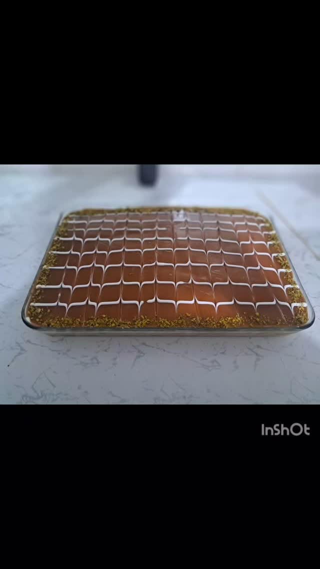 Post 10 by نازگل نقش/کیک و شیرینی،خیاطی،گلدوزی on Instagram (video)