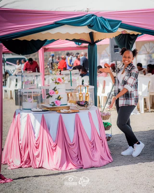 Post 3 by DN Cakes Empire on Instagram (video)