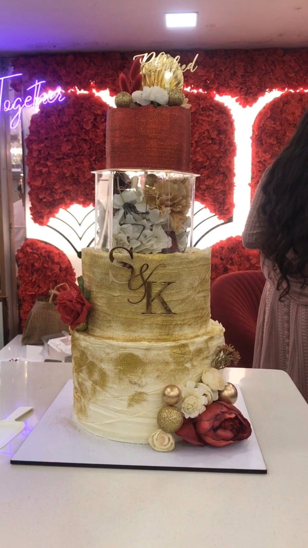 Post 10 by Cake'o'licious by Saloni | Delhi Cake Artist on Instagram (video)