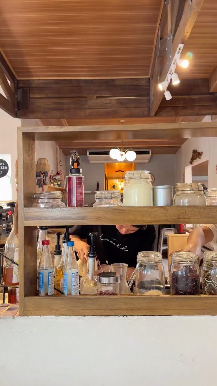 Post 3 by Atelier Caramella on Instagram (video)