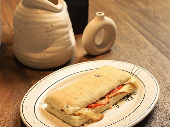 Post 6 by V60 Coffee Shop on Instagram (image)