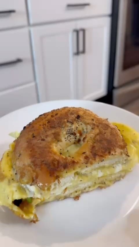 Post 5 by Mona Sahni on Instagram (video)