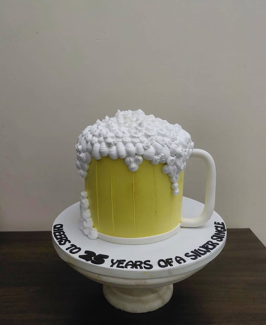 Post 2 by Eshitaa & Seema | Cakes | Jaipur on Instagram (image)