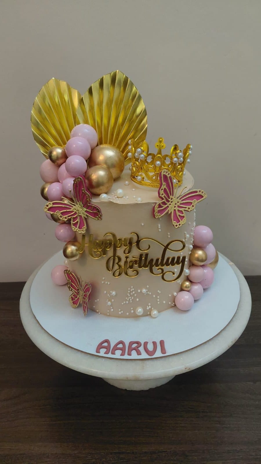 Post 1 by Eshitaa & Seema | Cakes | Jaipur on Instagram (video)