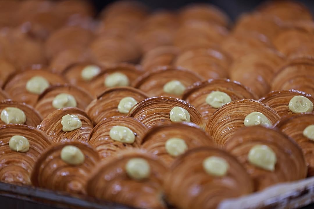Post 5 by M E D I A L U N A • Bakery on Instagram (image)