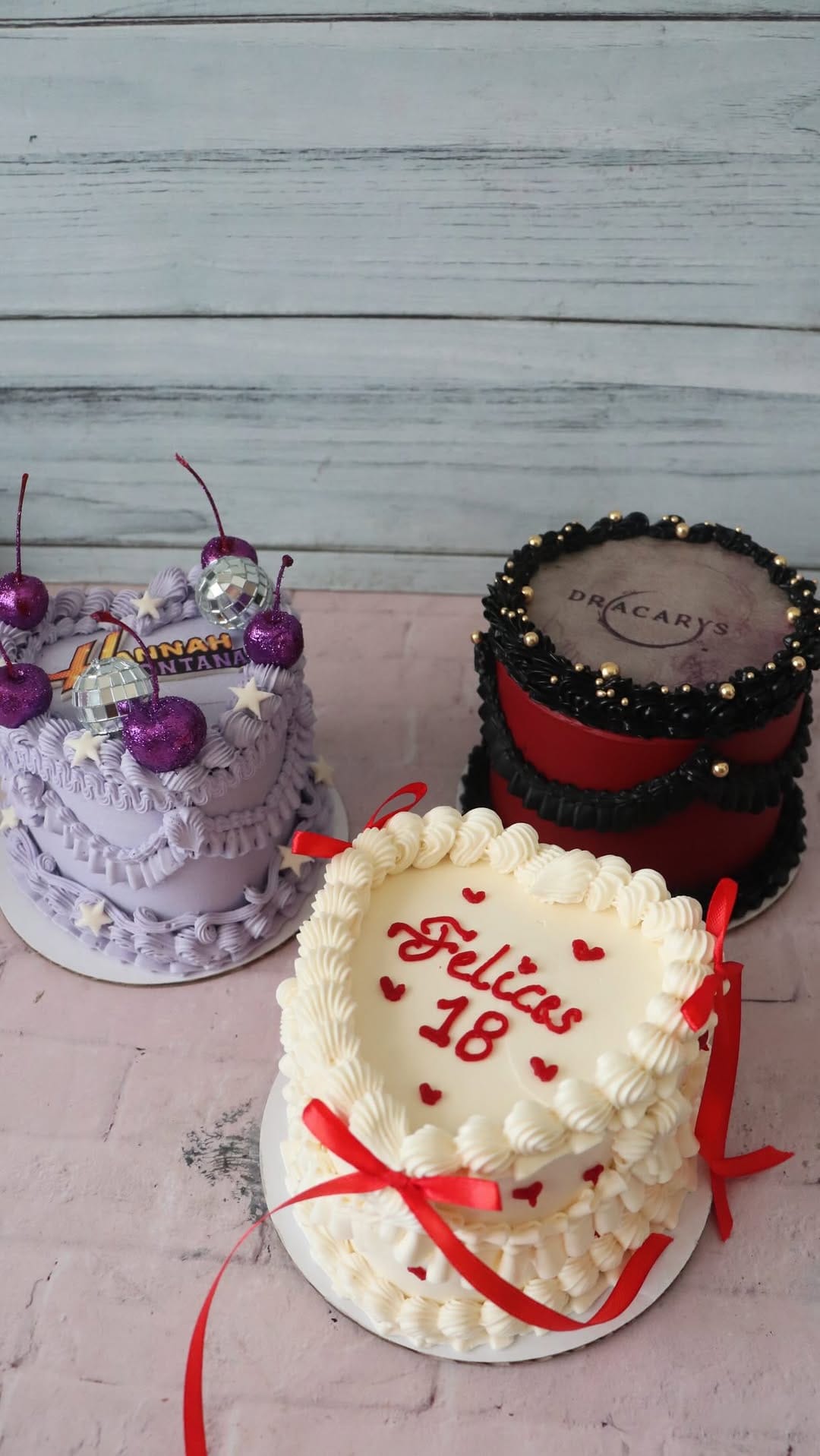 Post 5 by Sweet Home Postres on Instagram (video)