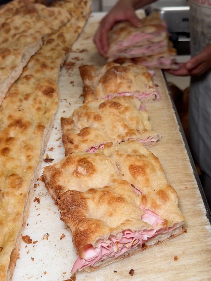 Post 6 by Forno Campo de’ Fiori dal 1880 on Instagram (carousel)