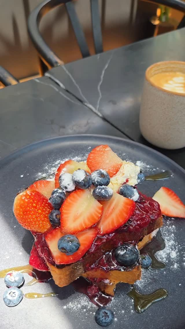 Post 4 by ATELIER  Panadería artesanal • Cafetería de especialidad on Instagram (video)